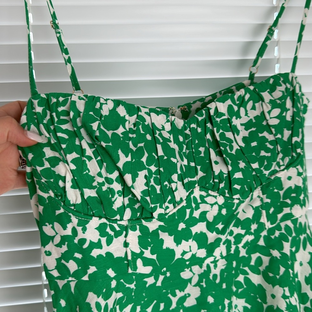 Dress - Picture 4 of 11